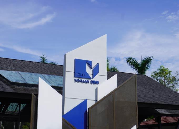 Kolej Yayasan UEM (DK090(B))